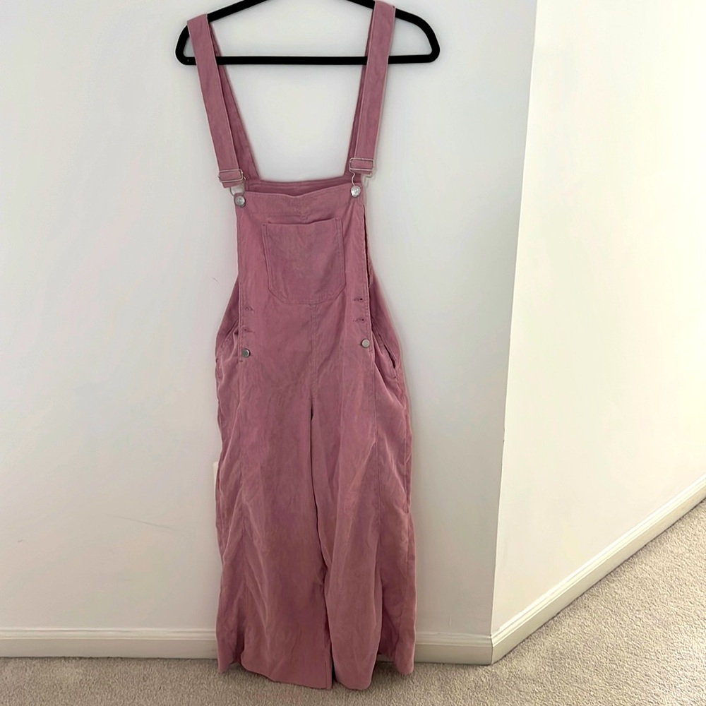 Pink blush maternity pink corduroy adjustable overalls size medium